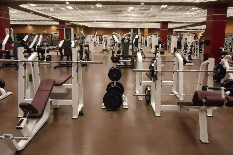 fitness-company-Setup-with-Peplink-connectivity